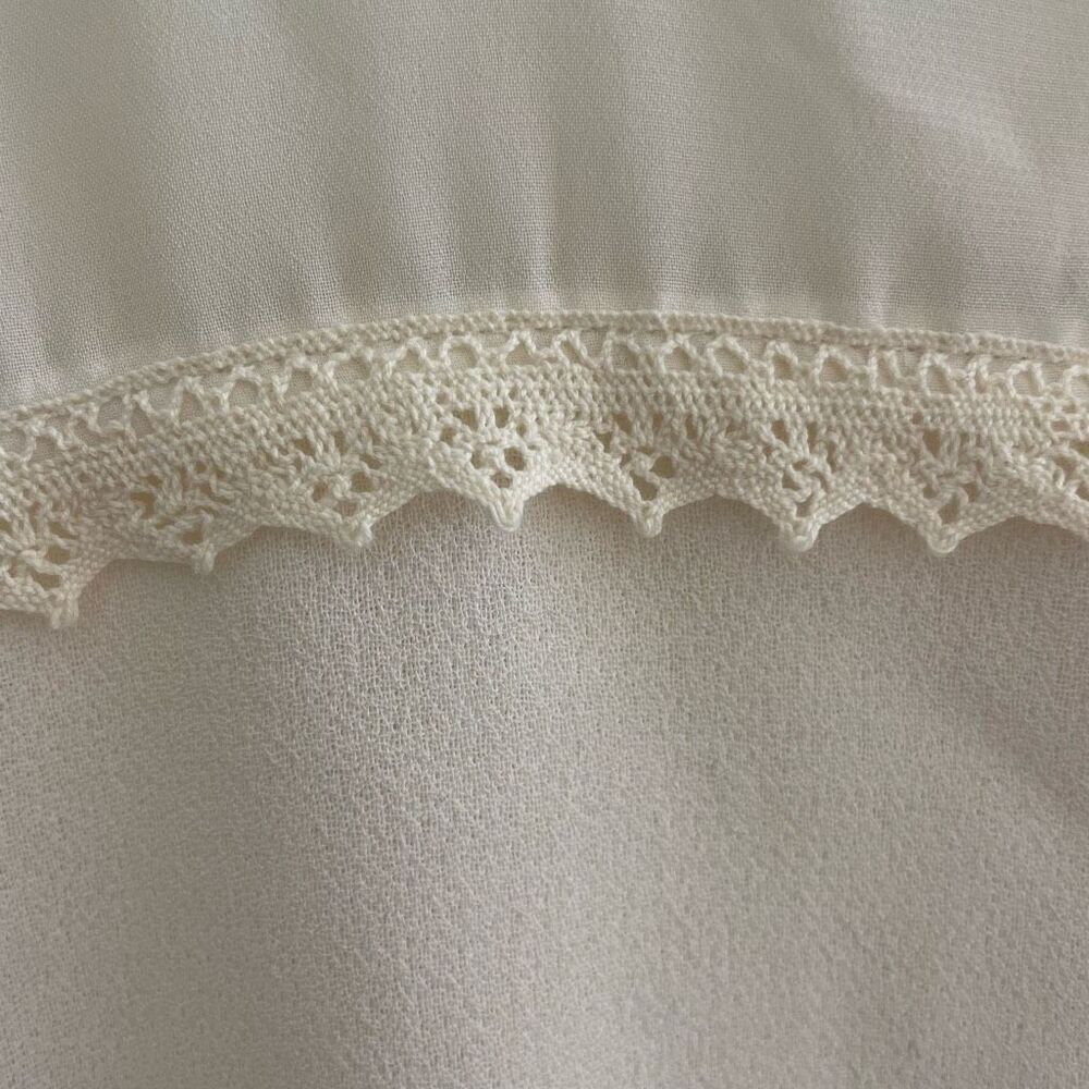 New Harve Benard Winter White Pullover Blouse Top Size Large Cream Lace - Picture 3 of 6